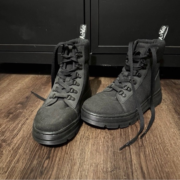 💥OBO💥WORN ONCE Dr Martin Combs boots - Picture 2 of 5